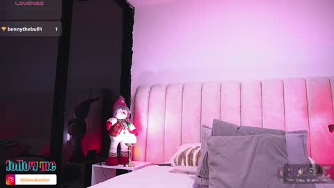 Danna Berlin  online show from 6, 11, 2025