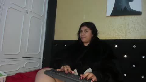 Danna Garza online show from 9, 2, 2025