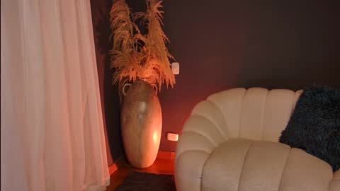 Danna online show from 11, 1, 2025