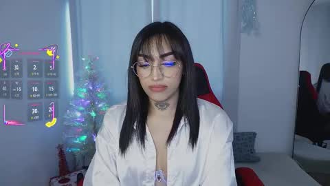    online show from 28, 11, 2025