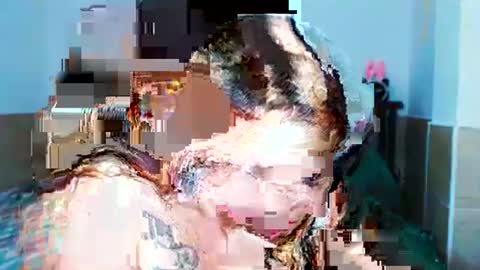 Snapshot of dannieparis chatting on 26, 2, 2025 sweetfontaine69 online show from 26, 2, 2025
