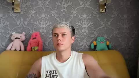 danny online show from 28, 7, 2026