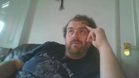 Snapshot of dannyb0y95 chatting on 9, 11, 2025 Danny online show from 9, 11, 2025