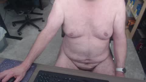 Snapshot of dannybear chatting on 27, 10, 2025 Danny bear online show from 27, 10, 2025