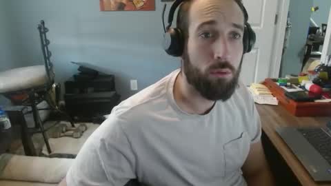 Snapshot of dannyboyx69 chatting on 14, 11, 2025 dannyboyx69 online show from 14, 11, 2025