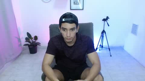 Snapshot of dante_18cm chatting on 1, 5, 2026 Dante online show from 1, 5, 2026