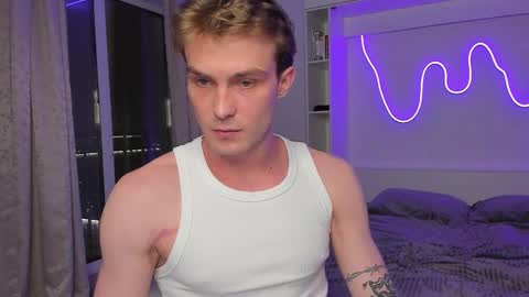 Snapshot of dante_ray chatting on 7, 11, 2025 Dante and Ray online show from 7, 11, 2025