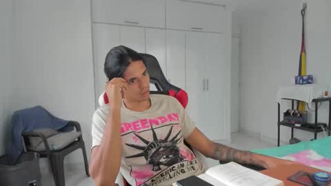 X Dante7373574 online show from 9, 11, 2025