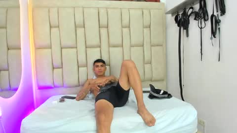 danteroyale_os online show from 16, 4, 2026