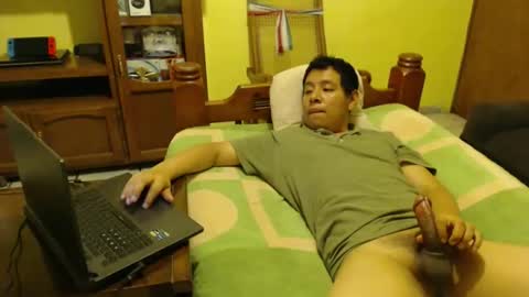 Snapshot of dantesantosdegollado chatting on 26, 3, 2026 iobitobit online show from 26, 3, 2026