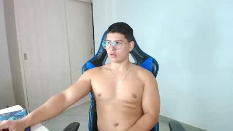 Snapshot of dantraxx chatting on 16, 1, 2025 Dantraxx online show from 16, 1, 2025