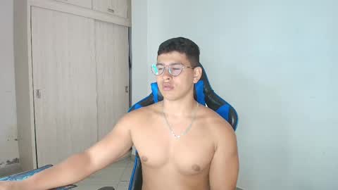 Snapshot of dantraxx chatting on 19, 2, 2025 Dantraxx online show from 19, 2, 2025