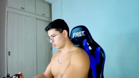 Snapshot of dantraxx chatting on 17, 1, 2026 Dantraxx online show from 17, 1, 2026