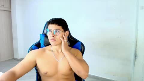 Snapshot of dantraxx chatting on 1, 2, 2026 Dantraxx online show from 1, 2, 2026