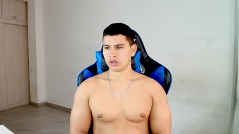 Snapshot of dantraxx chatting on 24, 2, 2026 Dantraxx online show from 24, 2, 2026