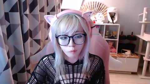 danyelleeyermann online show from 29, 6, 2026