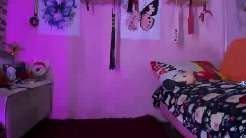 Snapshot of daphneandrade chatting on 13, 2, 2025 daphneandrade online show from 13, 2, 2025