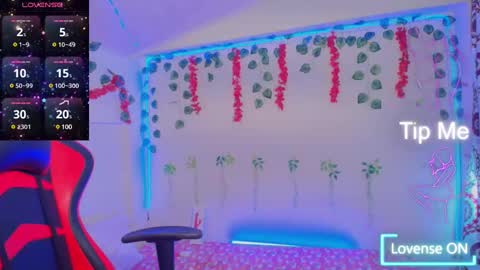 Snapshot of daphnewalker__ chatting on 4, 2, 2025 Daphne online show from 4, 2, 2025