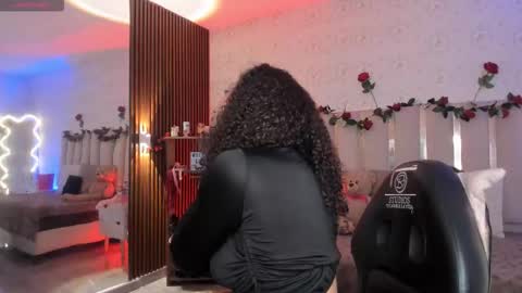 Snapshot of daphnne_tay chatting on 23, 2, 2026 dhapnne online show from 23, 2, 2026