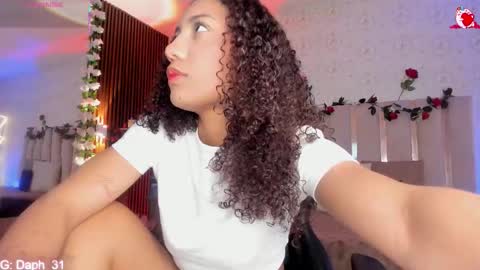 Snapshot of daphnne_tay chatting on 1, 3, 2026 dhapnne online show from 1, 3, 2026