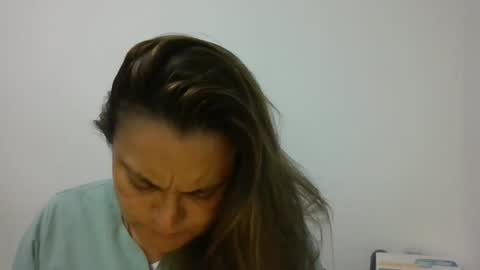 dapnne online show from 5, 1, 2026