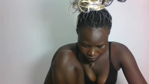 ESTHER online show from 16, 1, 2026