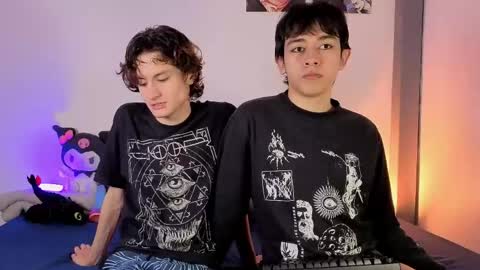 darcy_and_stolas online show from 16, 4, 2026