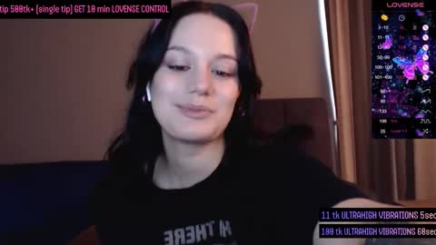 Darcy online show from 5, 10, 2025