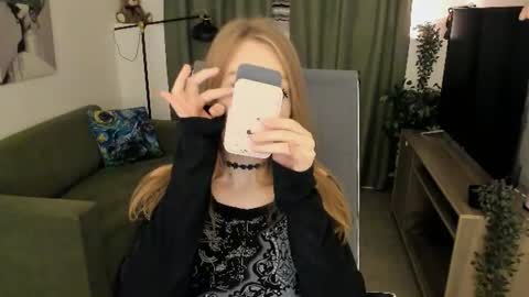 Daria Tate online show from 7, 7, 2026