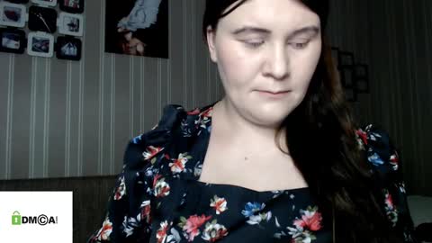 Darina Dreams online show from 5, 3, 2025