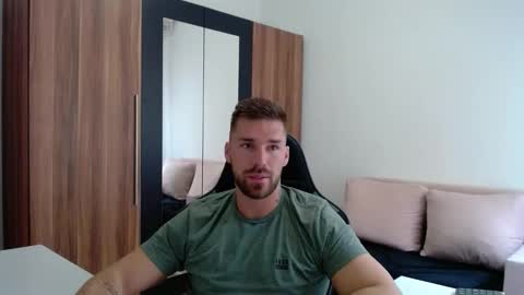darius_94 online show from 15, 5, 2026