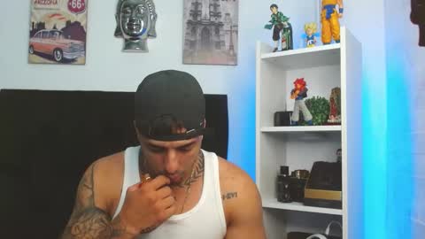 Darius Phoenix  online show from 13, 1, 2025