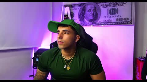 Darius Phoenix  online show from 12, 2, 2025