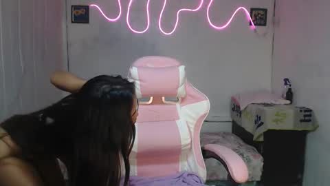 Snapshot of dark_angel143 chatting on 24, 9, 2025 dark_angel143 online show from 24, 9, 2025