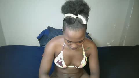 dark_lovly online show from 19, 2, 2026