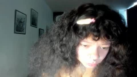 Snapshot of dark_miau chatting on 18, 12, 2025 miau online show from 18, 12, 2025