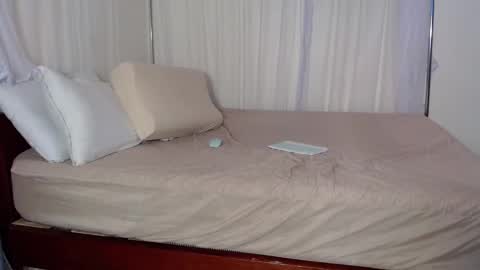 dark_qween online show from 17, 4, 2026