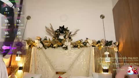 Angel Darcy  online show from 18, 11, 2025