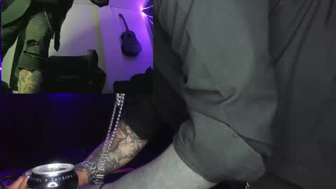 Snapshot of darkclothes chatting on 25, 12, 2024 darkclothes online show from 25, 12, 2024