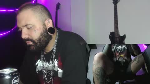 Snapshot of darkclothes chatting on 29, 12, 2024 darkclothes online show from 29, 12, 2024