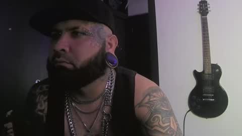 Snapshot of darkclothes chatting on 4, 1, 2025 darkclothes online show from 4, 1, 2025