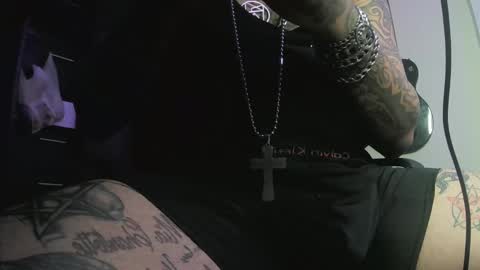 Snapshot of darkclothes chatting on 4, 1, 2025 darkclothes online show from 4, 1, 2025