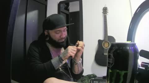 Snapshot of darkclothes chatting on 8, 1, 2025 darkclothes online show from 8, 1, 2025