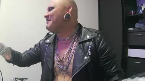 Snapshot of darkclothes chatting on 19, 1, 2025 darkclothes online show from 19, 1, 2025