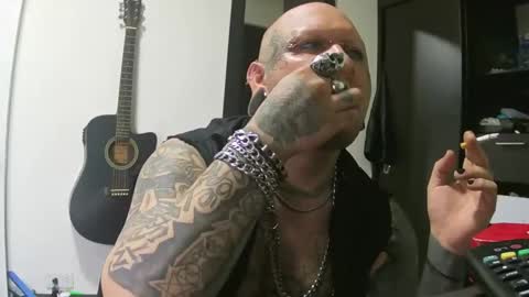 Snapshot of darkclothes chatting on 21, 1, 2025 darkclothes online show from 21, 1, 2025