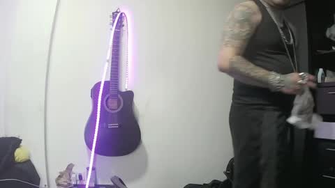 Snapshot of darkclothes chatting on 1, 2, 2025 darkclothes online show from 1, 2, 2025