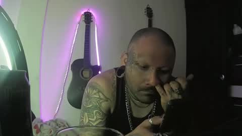 Snapshot of darkclothes chatting on 2, 2, 2025 darkclothes online show from 2, 2, 2025