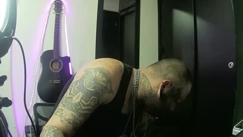 Snapshot of darkclothes chatting on 8, 2, 2025 darkclothes online show from 8, 2, 2025