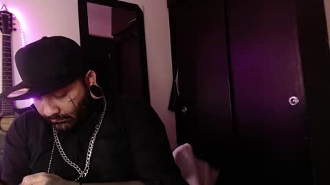 Snapshot of darkclothes chatting on 16, 2, 2025 darkclothes online show from 16, 2, 2025