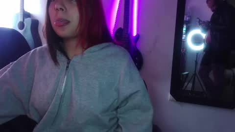 Snapshot of darkclothes chatting on 25, 2, 2025 darkclothes online show from 25, 2, 2025